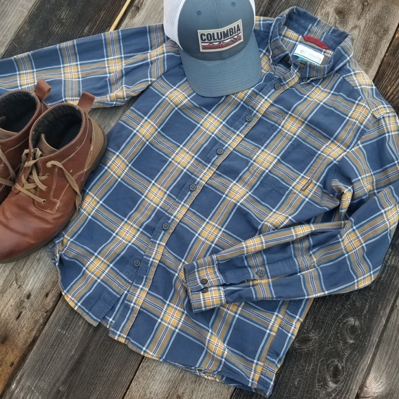 Columbia Other - Columbia Flannel button up. Small